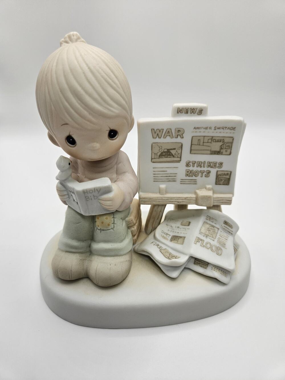 Precious Moments Peace Amid the Storm E-4723 1980 Jonathan David Bible Figurine